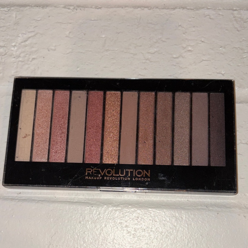Makeup Revolution Eyeshadow Palette - Warm Neutrals
